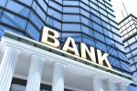 traditional bank advantages